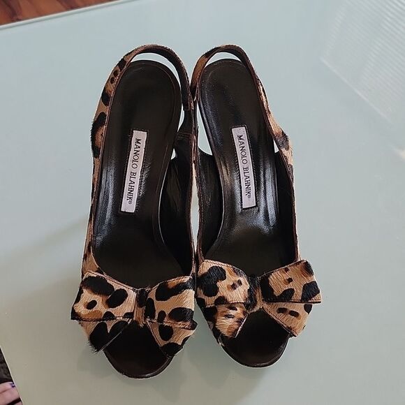 Manolo Blahnik Calf Hair Animal Print Heels - Picture 1 of 11